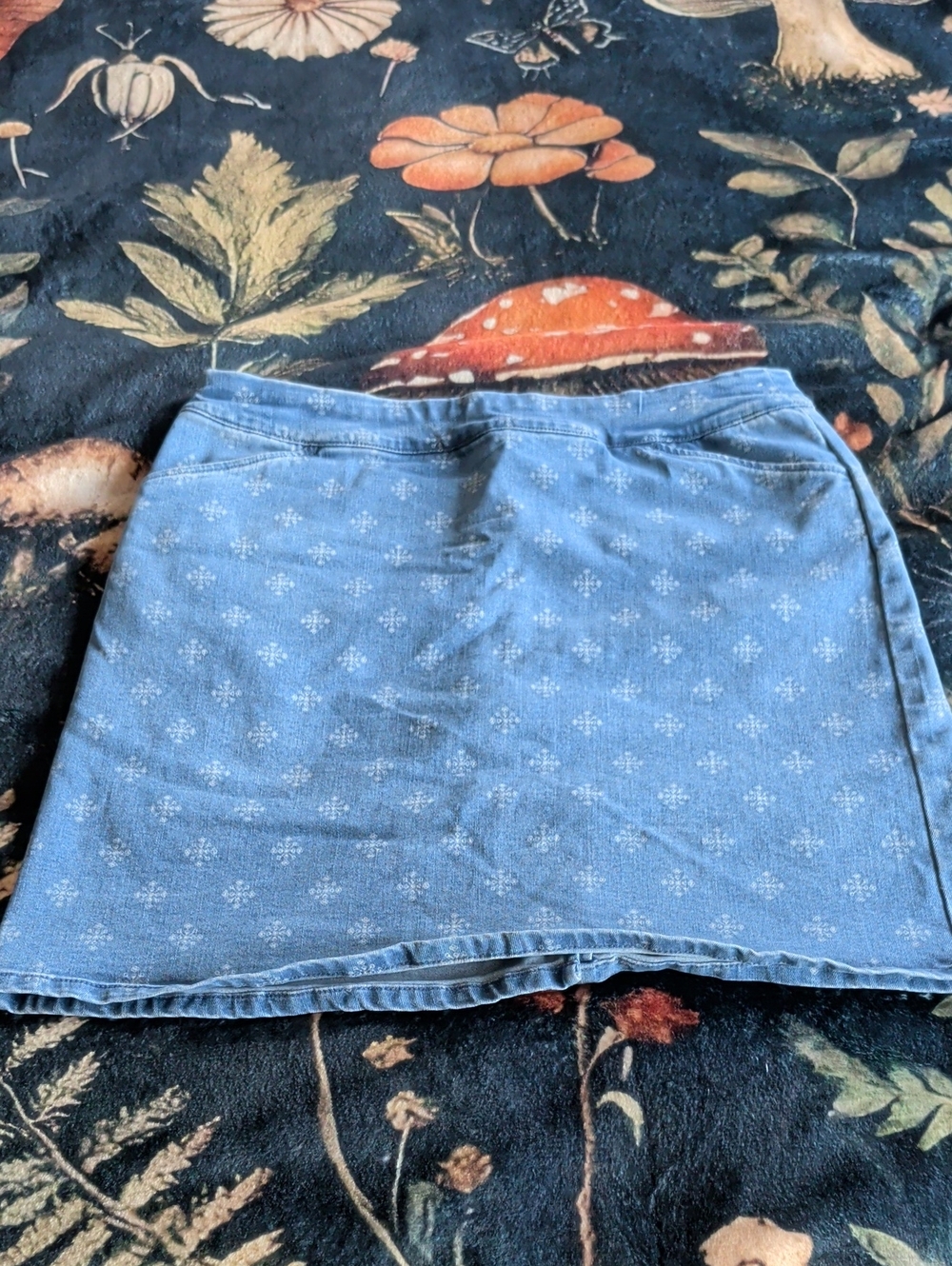 Northern Reflections Blue Printed Mini Skirt - Picture 1 of 4